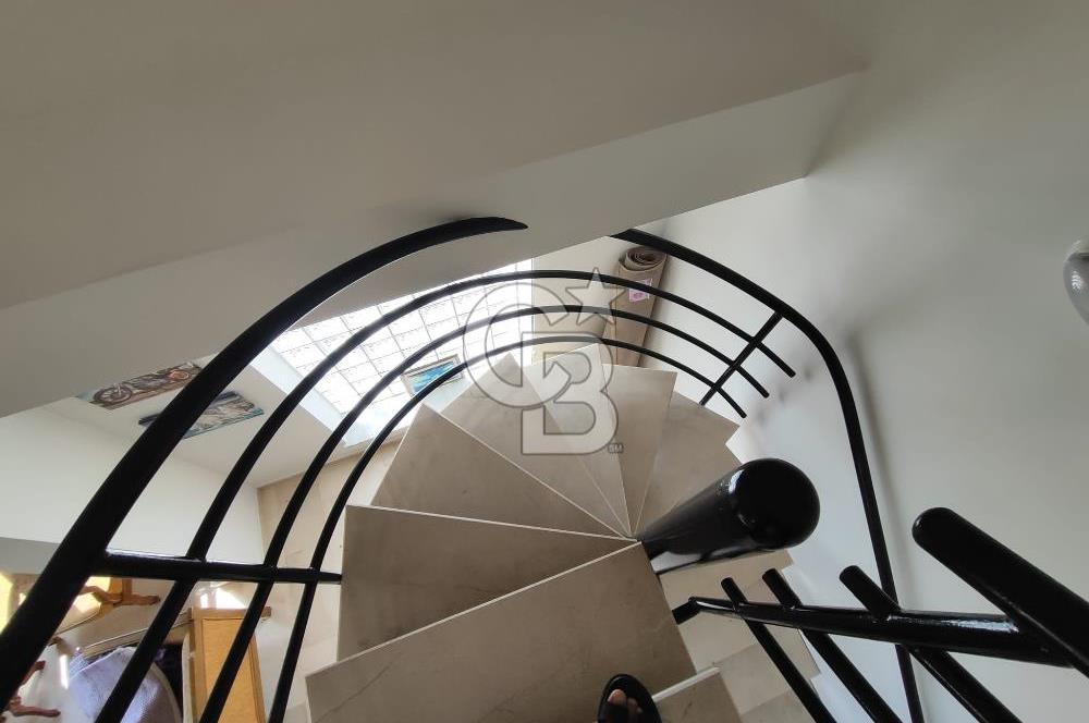 ALANYA TEPE OCEAN VIEWDA DENİZ & DOĞA MANZARALI 3+1 DUBLEKS