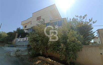 Seferihisar Akarca'da 5+2 satılık villa