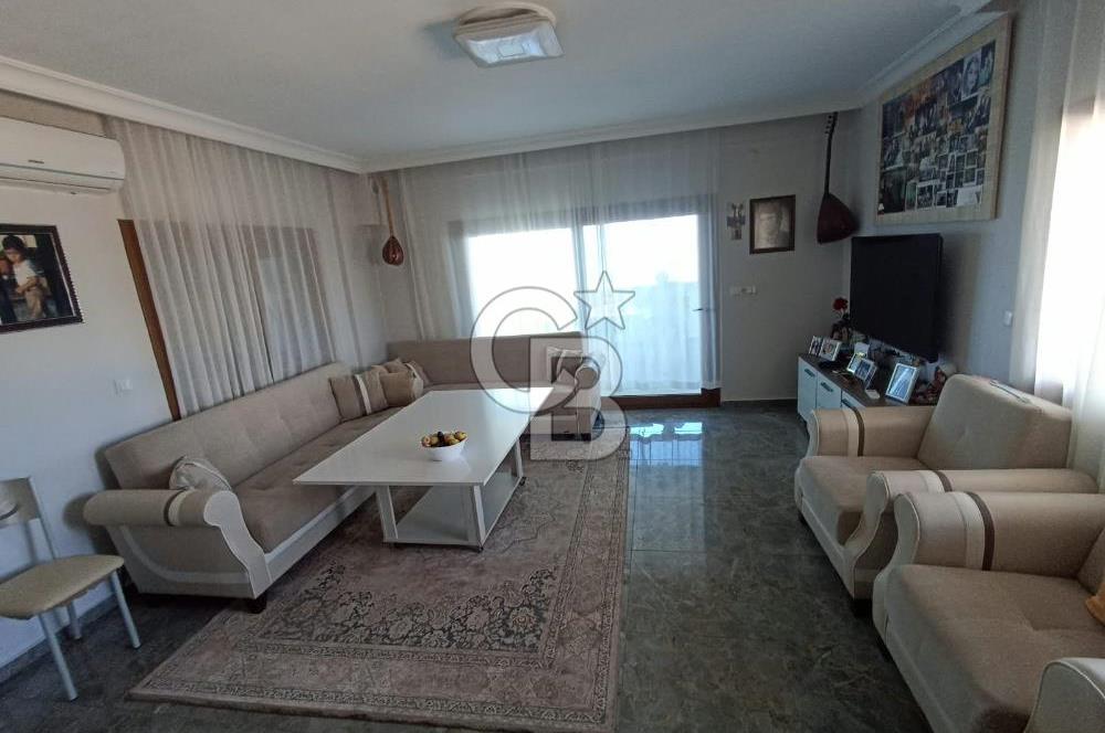 Seferihisar Akarca'da 5+2 satılık villa