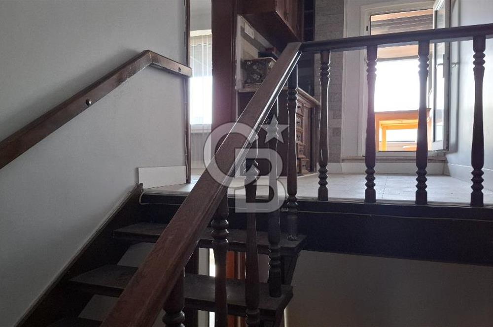 Avcılar Denizköşkler Sahilde SATILIK 4+1 Tripleks Villa