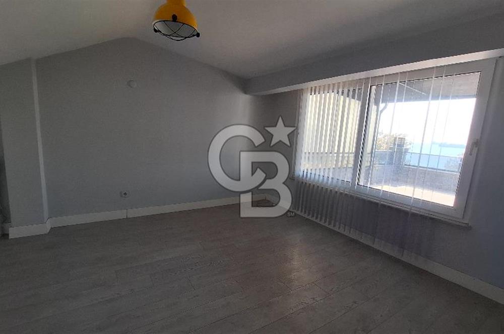Avcılar Denizköşkler Sahilde SATILIK 4+1 Tripleks Villa