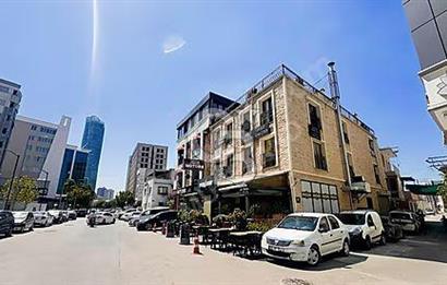 MUSELAND-Bayraklı Adliye Yakını 1+0 Kiralık Ofis