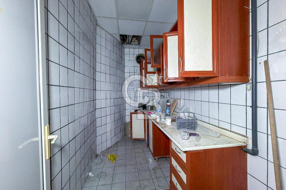 Bağcılar mahmutbeyde 13.000 m2 İskanlı Bina