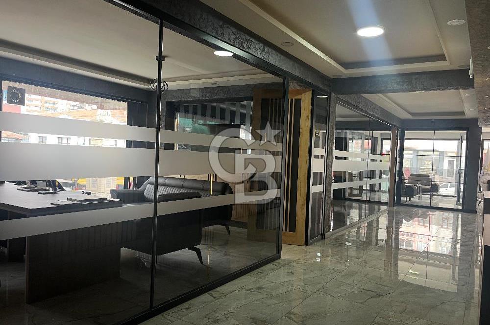 Mamak Cadde Üzerinde Yapılı Köşe Satılık Dükkan 
