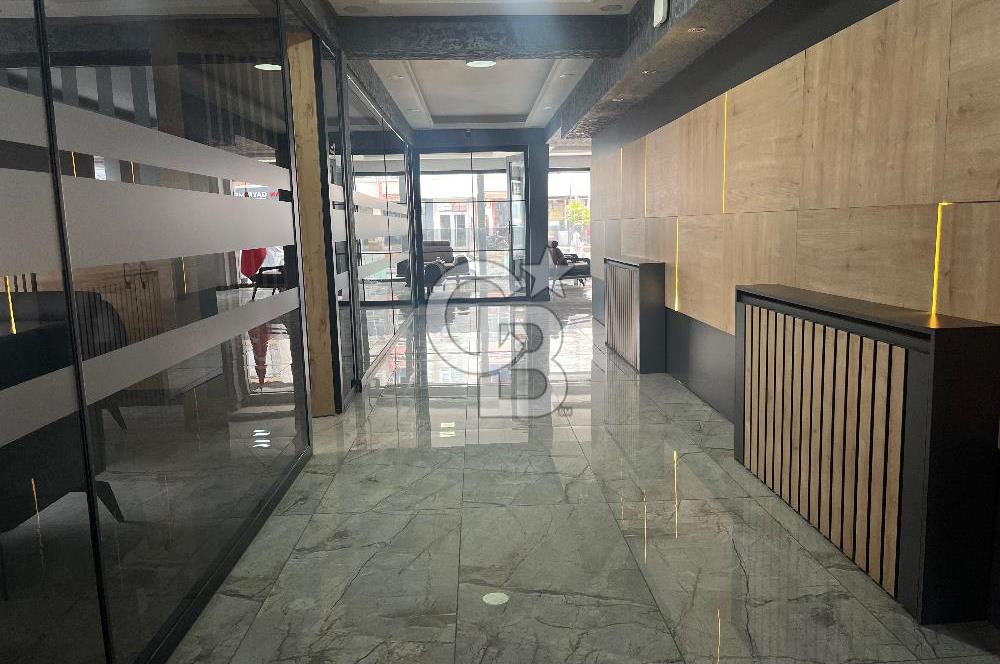 Mamak Cadde Üzerinde Yapılı Köşe Satılık Dükkan 