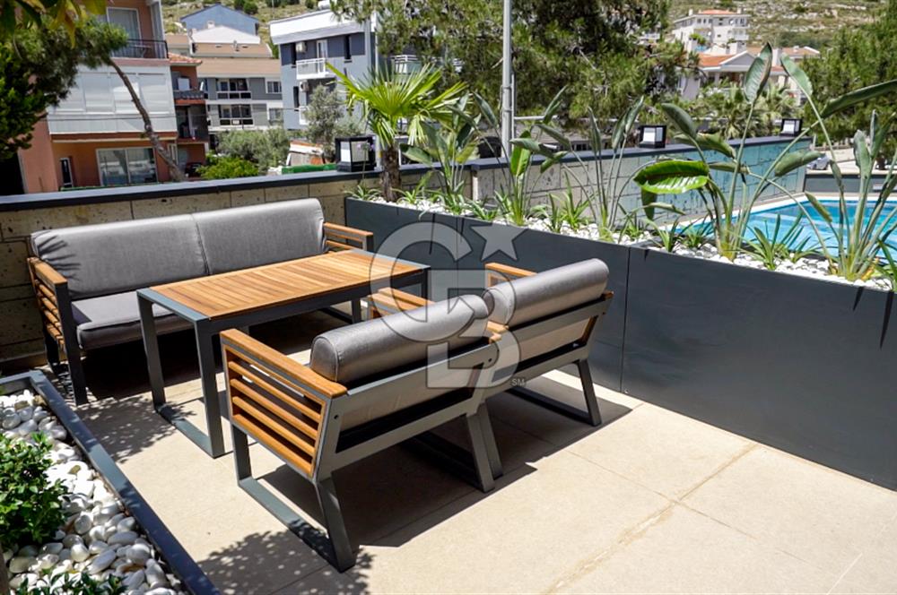 Çeşme Merkez’de 1+0 Eşyalı Kiralık Stüdyo Daire