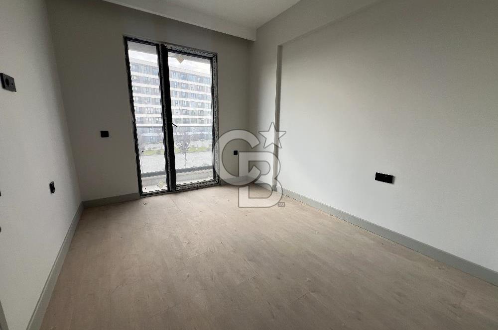 AKYURT BALIKHİSAR JOVEN PORT'TA SATILIK BOŞ 1+1 DAİRE