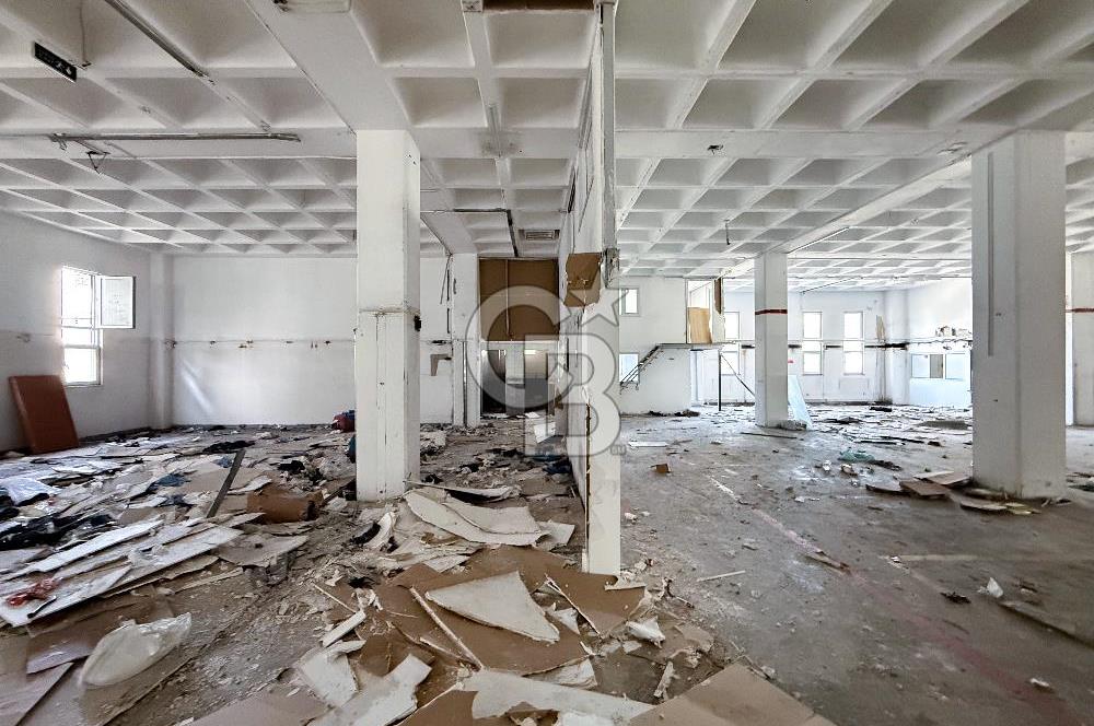 Bağcılar Mahmutbey'de Satılık 8.000 m2 Komple Bina