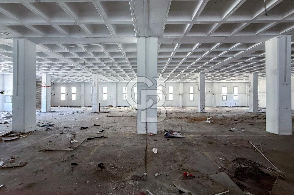 Bağcılar Mahmutbey'de Satılık 8.000 m2 Komple Bina