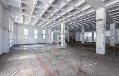 Bağcılar Mahmutbey'de Satılık 8.000 m2 Komple Bina