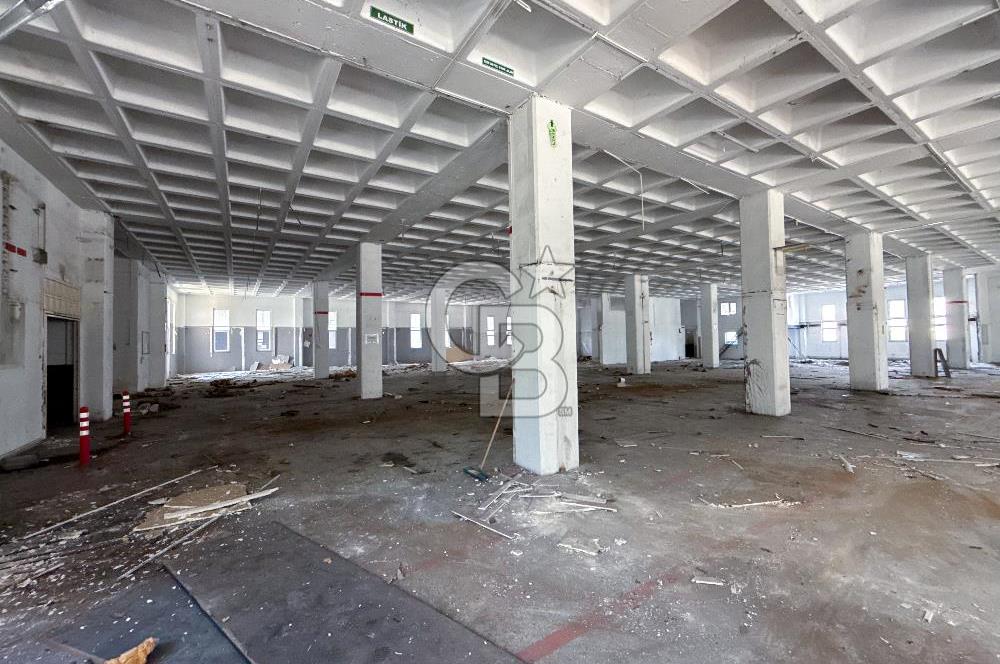 Bağcılar Mahmutbey'de Satılık 8.000 m2 Komple Bina