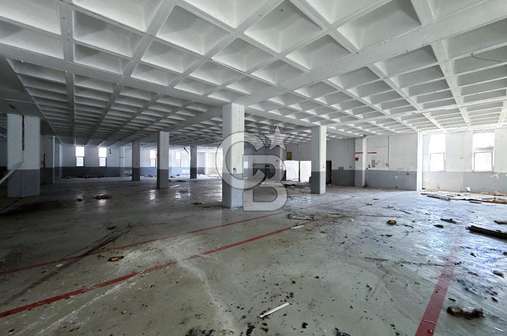 Bağcılar Mahmutbey'de Satılık 8.000 m2 Komple Bina