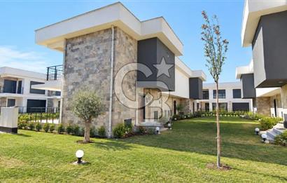 Ayvalık Altınova 2+1 Havuzlu Satılık Villa 
