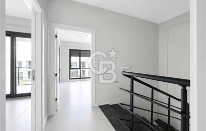 Ayvalık Altınova 2+1 Havuzlu Satılık Villa 