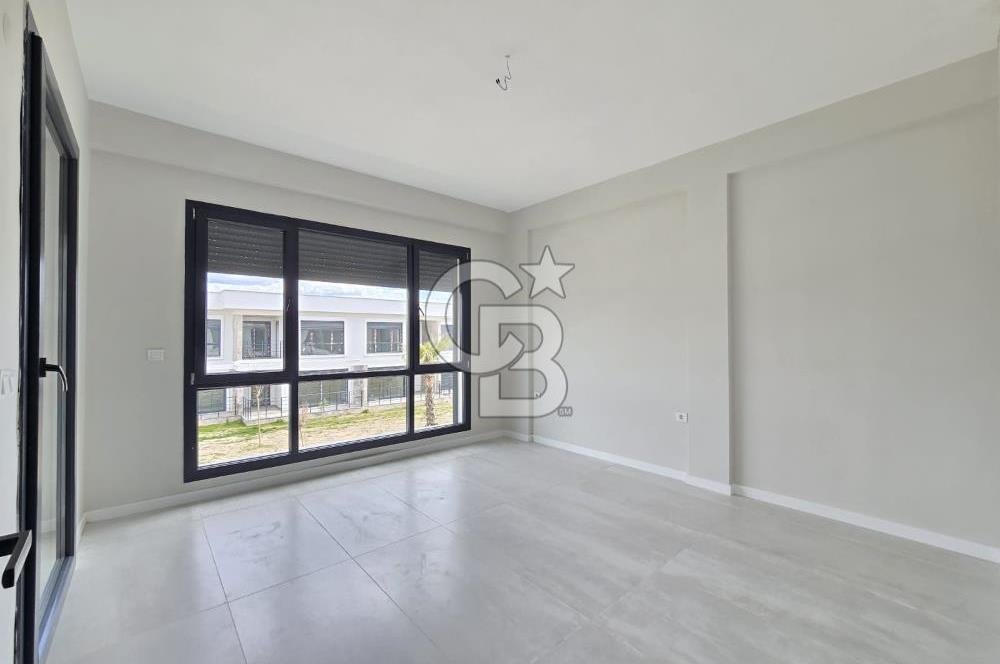 Ayvalık Altınova 2+1 Havuzlu Satılık Villa 