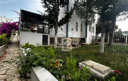 FOÇA FOTAŞ TATİL KÖYÜNDE KİRALIK 2+1 MÜSTAKİL BAHÇELİ DAİRE