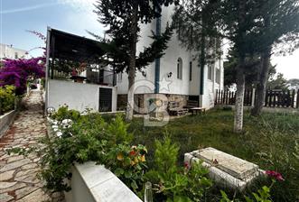 FOÇA FOTAŞ TATİL KÖYÜNDE KİRALIK 2+1 MÜSTAKİL BAHÇELİ DAİRE - 1 - 374589