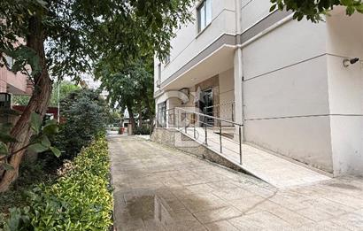 KADIKÖY FENERYOLU 'NDA 5 YILLIK BİNA NET 80 m2 2+1 KİRALIK DAİRE