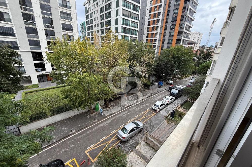 KADIKÖY FENERYOLU 'NDA 5 YILLIK BİNA NET 80 m2 2+1 KİRALIK DAİRE