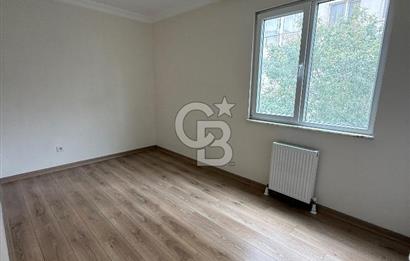 KADIKÖY FENERYOLU 'NDA 5 YILLIK BİNA NET 80 m2 2+1 KİRALIK DAİRE