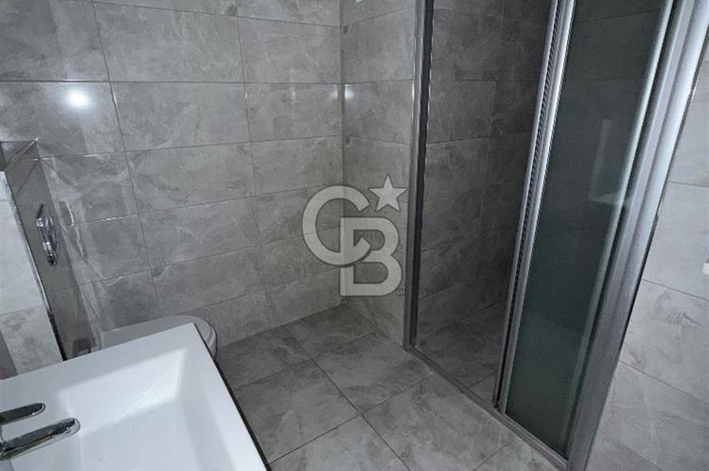 KADIKÖY FENERYOLU 'NDA 5 YILLIK BİNA NET 80 m2 2+1 KİRALIK DAİRE