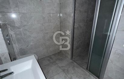 KADIKÖY FENERYOLU 'NDA 5 YILLIK BİNA NET 80 m2 2+1 KİRALIK DAİRE