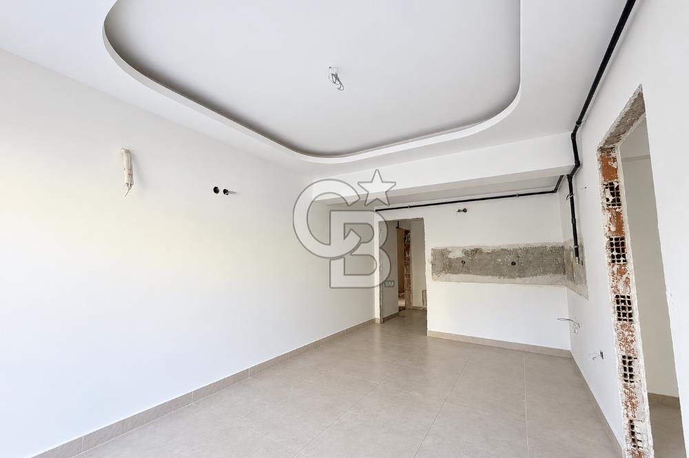 KARŞIYAKA MAVİŞEHİR YALI MAHALLESİNDE BAHÇELİ 1+1  SATILIK DAİRE