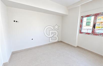 KARŞIYAKA MAVİŞEHİR YALI MAHALLESİNDE BAHÇELİ 1+1  SATILIK DAİRE