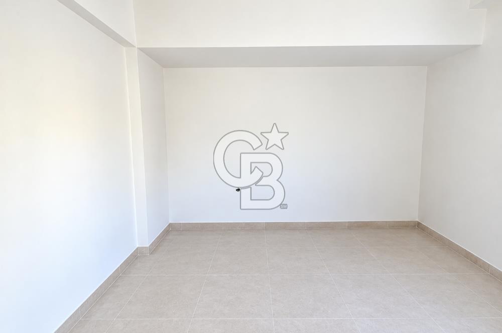 KARŞIYAKA MAVİŞEHİR YALI MAHALLESİNDE BAHÇELİ 1+1  SATILIK DAİRE