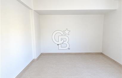 KARŞIYAKA MAVİŞEHİR YALI MAHALLESİNDE BAHÇELİ 1+1  SATILIK DAİRE