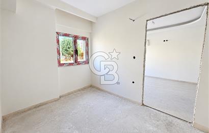 KARŞIYAKA MAVİŞEHİR YALI MAHALLESİNDE BAHÇELİ 1+1  SATILIK DAİRE