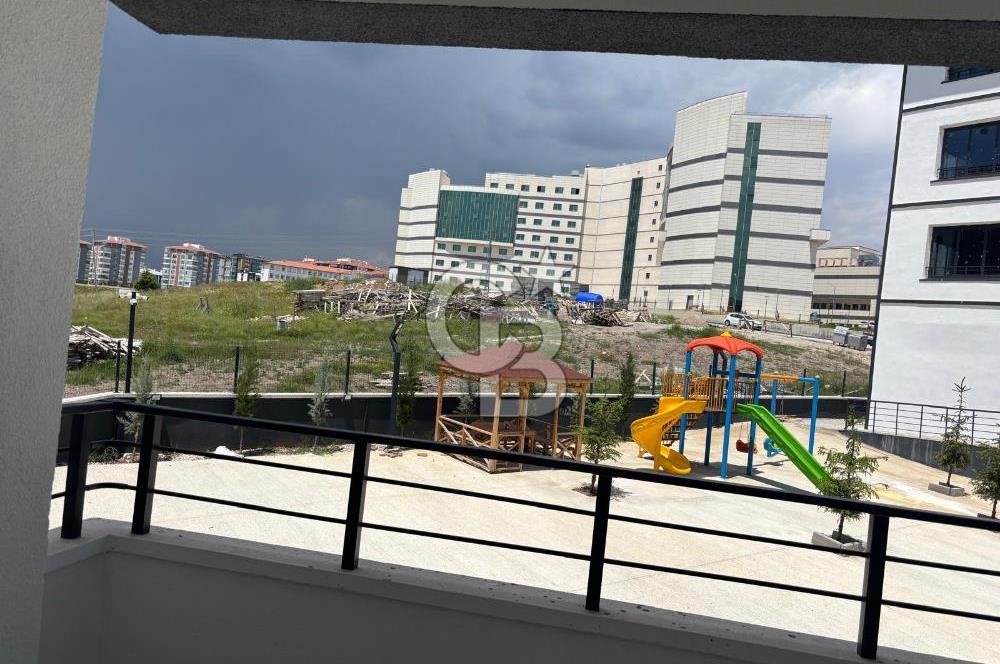 GÖLBAŞI DEVLET HASTANESİ YANI GENİŞ SIFIR 4+1 SATILIK DAİRE 