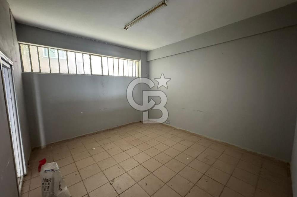 Sancaktepe Sarıgazi'de Geniş Bahçeli Kiralık Dükkan