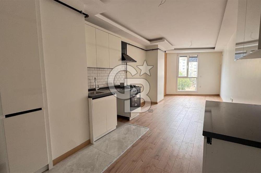 MARMARAY VE MİNİBÜS CADDESİNE KOMŞU 1+1 LÜX DAİRE