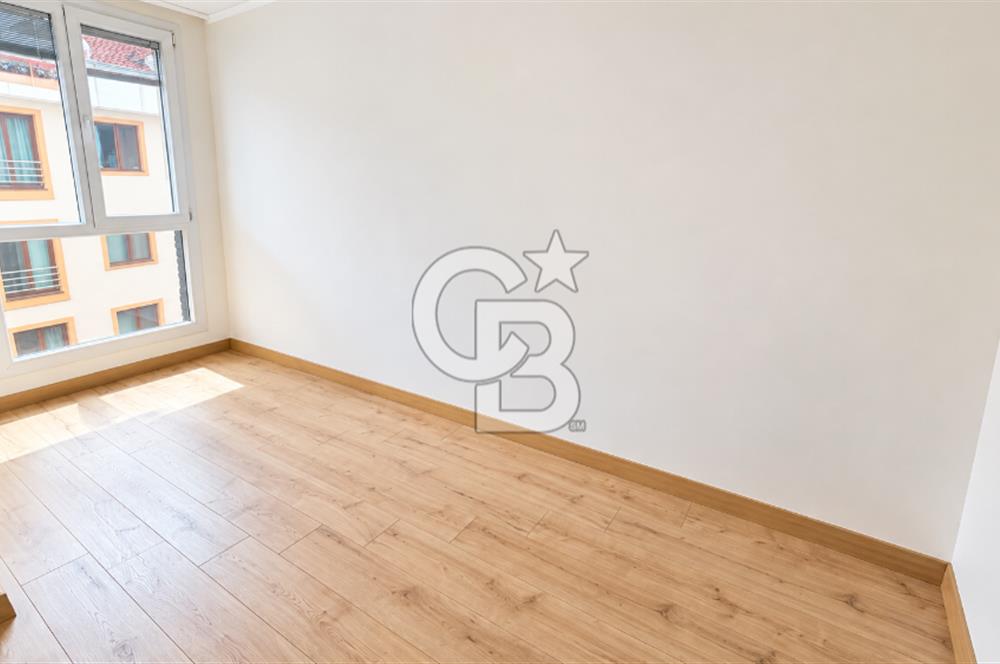 GİYİNME ODALI 3 BANYOLU KİLERLİ ULAŞIM KONFORLU LÜX 3+1 DAİRE