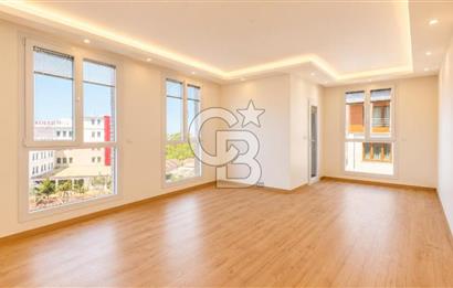 CADDE ÜZERİNDE 3+1 ULAŞIM AVANTAJLI SATILIK LÜKS DAİRE