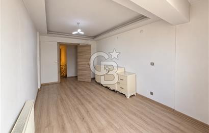 Bayraklı Soğukkuyu Girne Cadde Cepheli Satılık 3+1 Dubleks