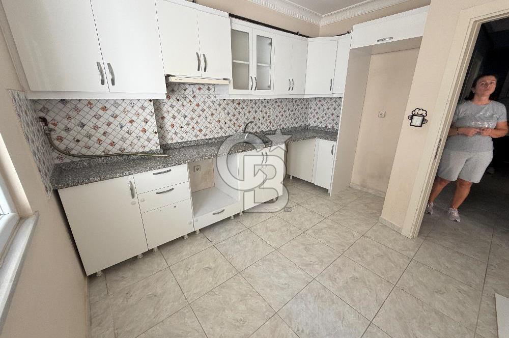TURGUT ÖZAL MAH. METROBÜSE YAKIN CADDE ÜSTÜ KİRALIK 2+1 DAİRE