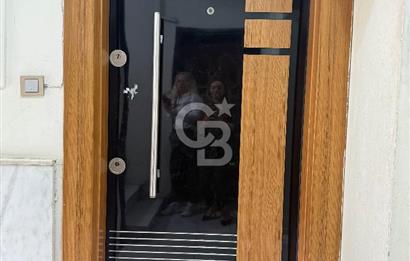 Bayraklı Soğukkuyu Girne Cadde Cepheli Satılık 3+1 Dubleks