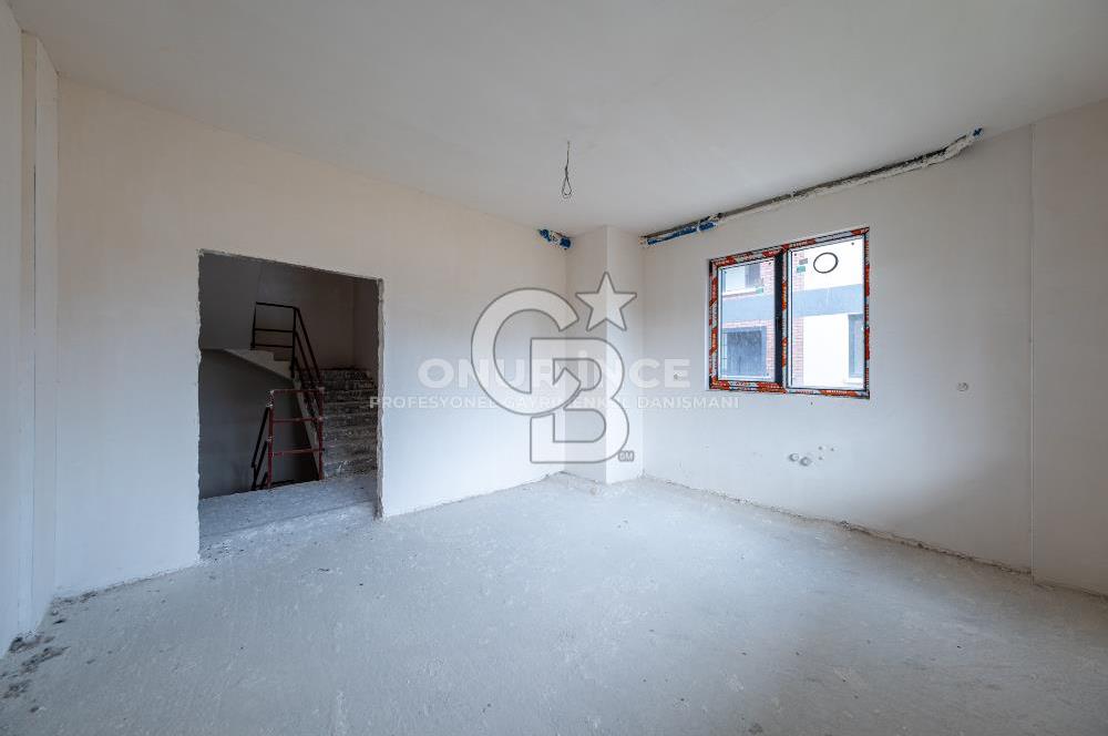 ALACAATLI BERCESTE VİLLALARINDA 5+1 SATILIK VİLLA