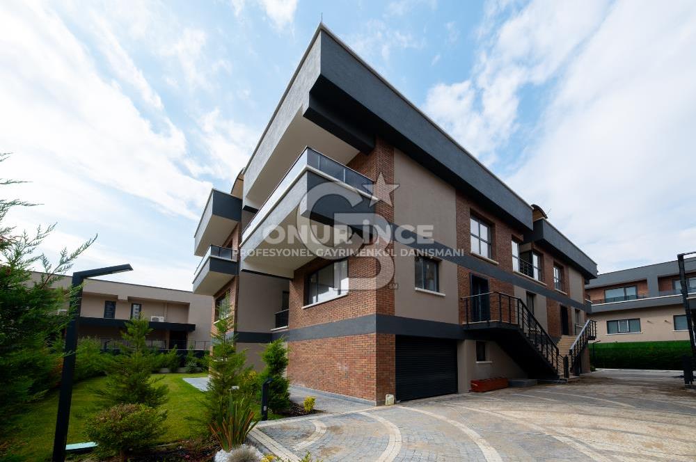 ALACAATLI BERCESTE VİLLALARINDA 5+1 SATILIK VİLLA
