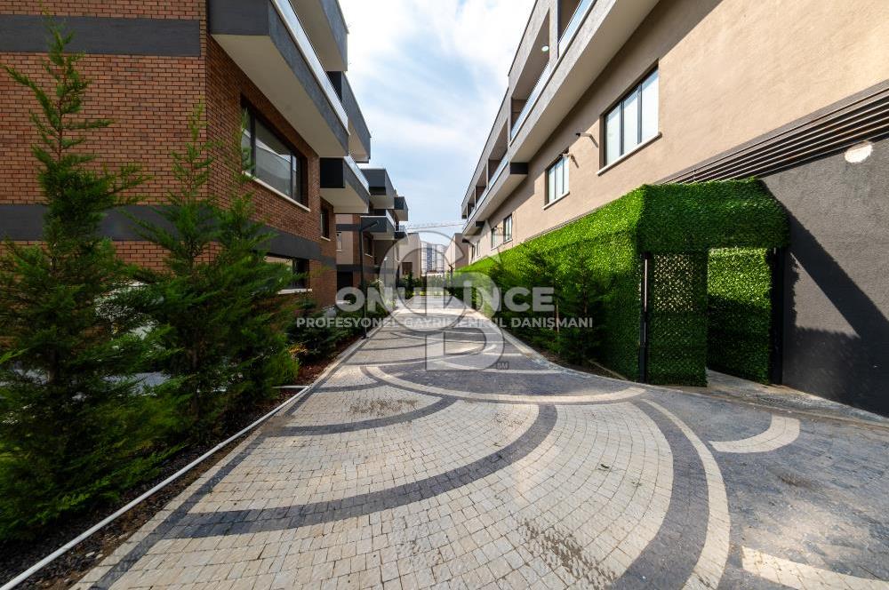ALACAATLI BERCESTE VİLLALARINDA 5+1 SATILIK VİLLA