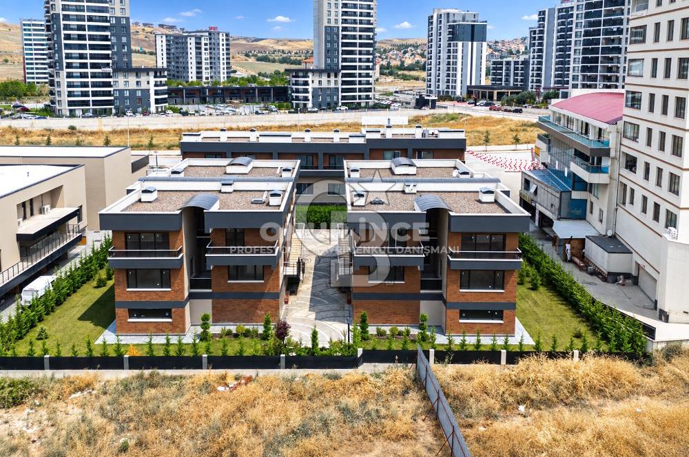 ALACAATLI BERCESTE VİLLALARINDA 5+1 SATILIK VİLLA