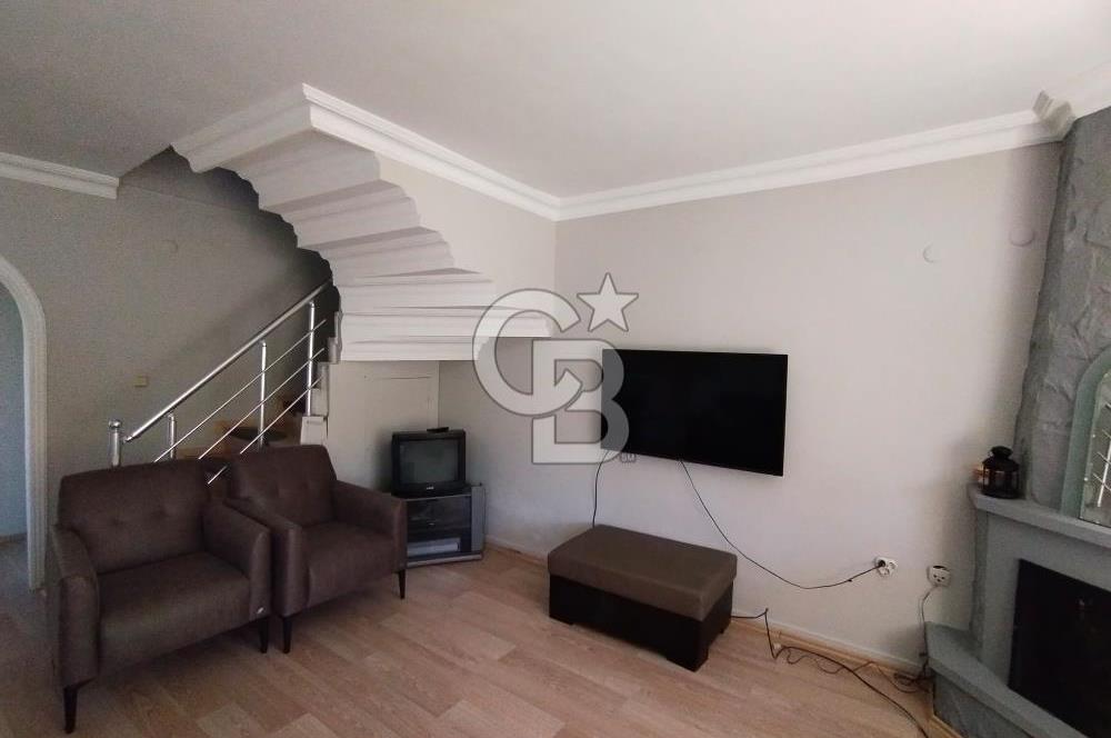 şile çayırbaşında site içerisinde havuzlu villa