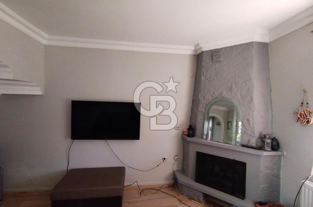şile çayırbaşında site içerisinde havuzlu villa