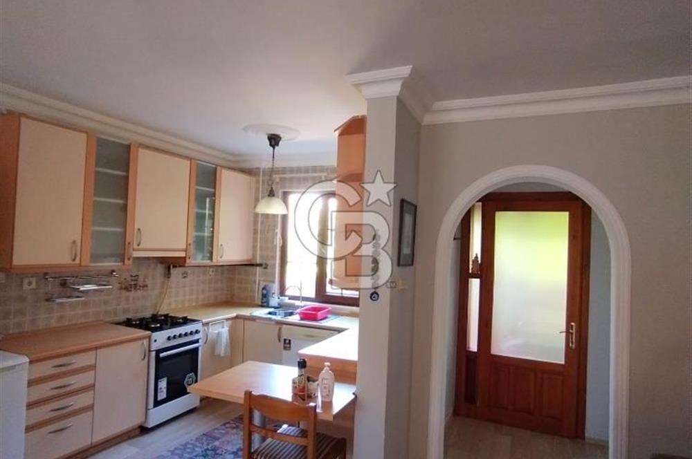 şile çayırbaşında site içerisinde havuzlu villa