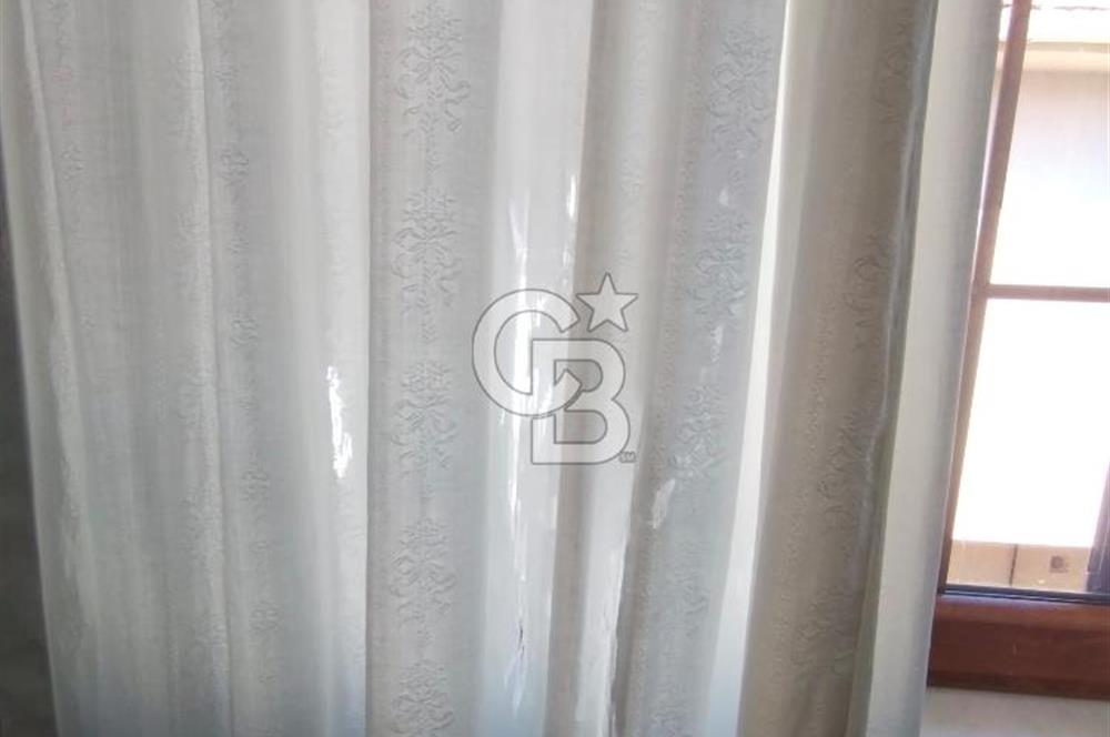 şile çayırbaşında site içerisinde havuzlu villa
