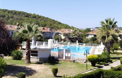 şile çayırbaşında site içerisinde havuzlu villa