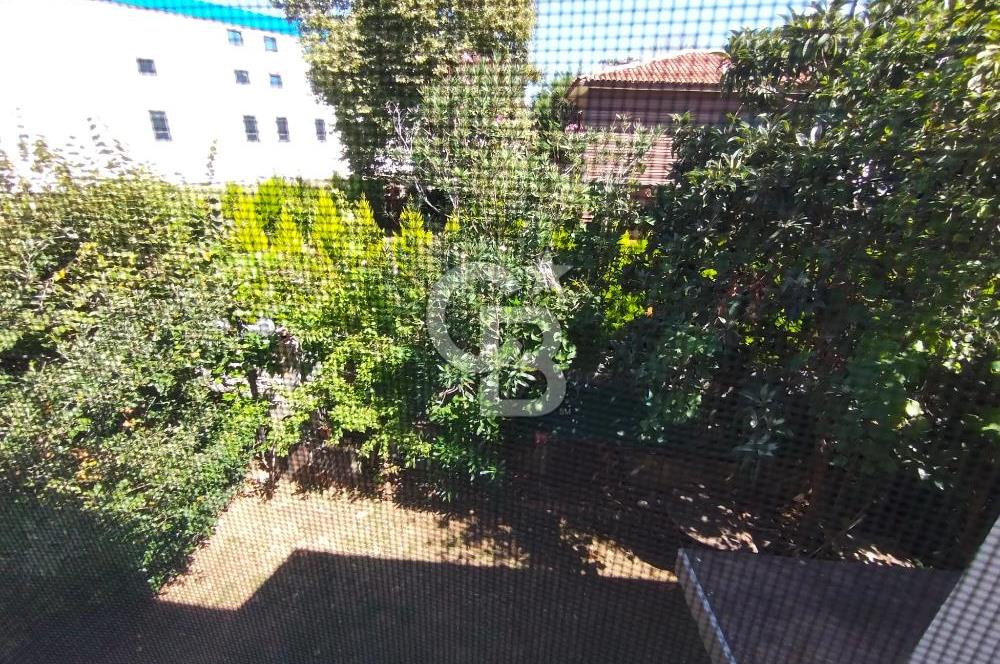 şile çayırbaşında site içerisinde havuzlu villa