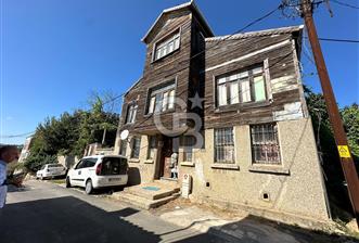 Beykoz da deniz manzaralı bahçeli 2.derece tarihi köşk - 1 - 374692